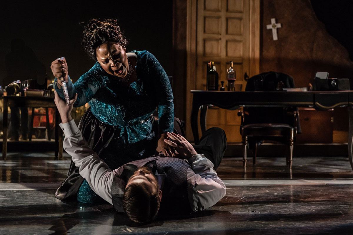 Tosca (Opera Birmingham) Photo: Steward Edmonds